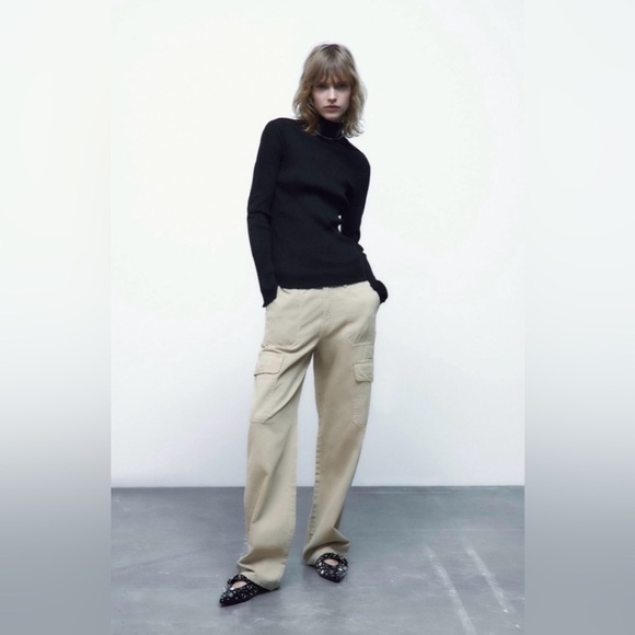 Zara Women Black Combination Turtleneck Long Sleeves Rib Tonal Appliqué Top Sz L - Picture 3 of 17